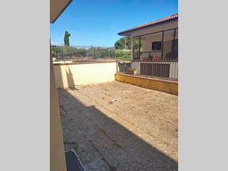Trilocale in Vendita a San Salvo, zona Contrada Stazione, 150'000&euro;, 90 m², con Box