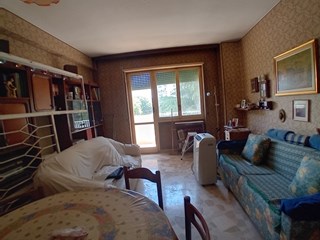 Bilocale in Vendita a Milano, zona Via Gaetano Salvemini 5, 20161 Milano , 195'000&euro;, 74 m²
