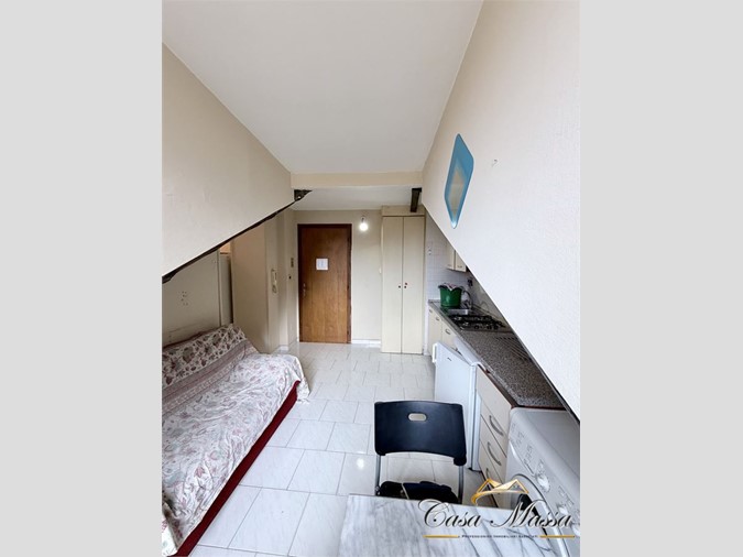 Bilocale in Vendita a Torino, 140'000&euro;, 50 m²