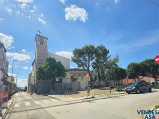 Quadrilocale in Affitto a Bari, 700&euro;, 115 m²
