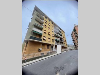 Quadrilocale in Vendita a Genova, 29'438&euro;, 55 m²
