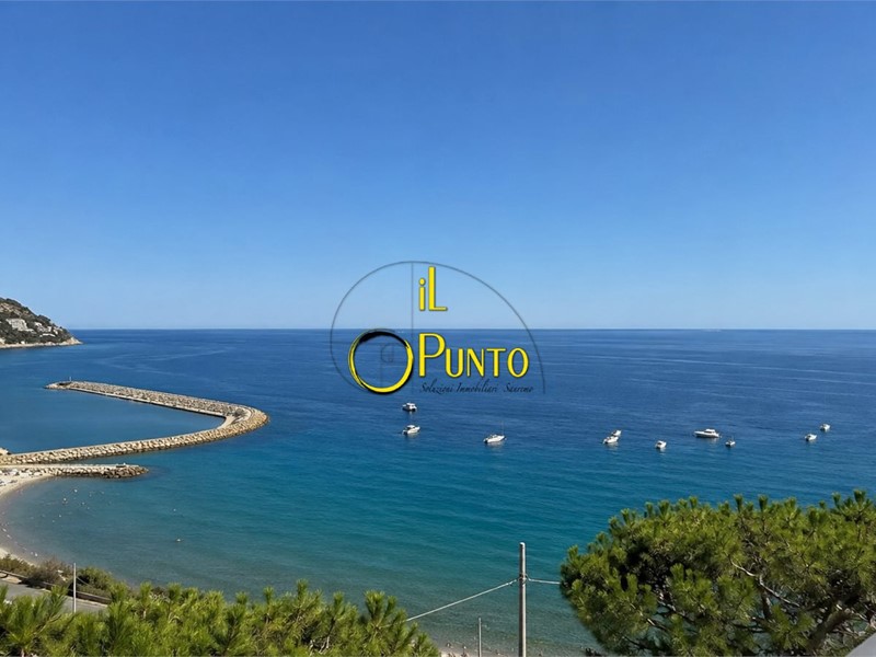 Trilocale in Vendita a Bordighera, 395'000&euro;, 101 m²