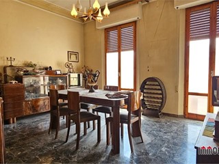 Appartamento in Vendita a Colle di Val D'Elsa, 175'000&euro;, 150 m²