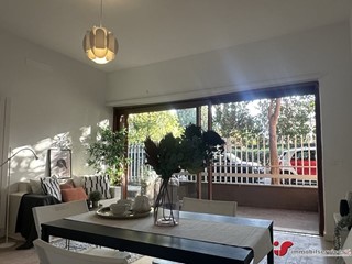 Bilocale in Vendita a Roma, 450'000&euro;, 63 m²