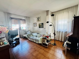 Quadrilocale in Vendita a Collegno, 229'000&euro;, 130 m², con Box
