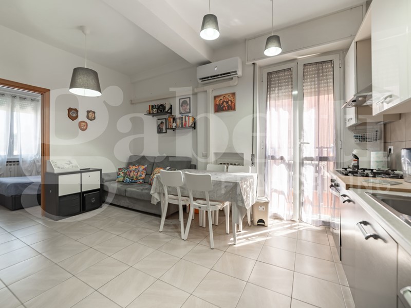 Trilocale in Vendita a Rozzano, 185'000&euro;, 65 m², arredato
