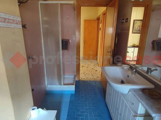 Bilocale in Vendita a Napoli, 225'000&euro;, 68 m²