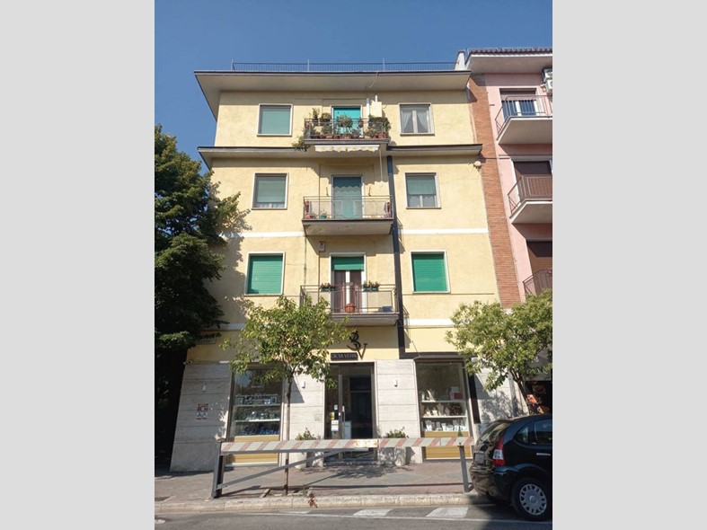 Quadrilocale in Affitto a Cassino, 800&euro;, 90 m²