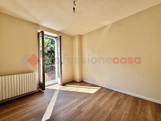 Trilocale in Vendita a Belgirate, 229'000&euro;, 93 m²