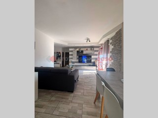 Trilocale in Vendita a Livorno, 175'000&euro;, 87 m²