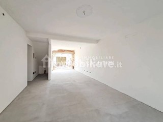 Quadrilocale in Vendita a Cascina, zona Ripoli, 230'000&euro;, 80 m², con Box