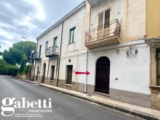 Bilocale in Vendita a Acquedolci, 40'000&euro;, 53 m²