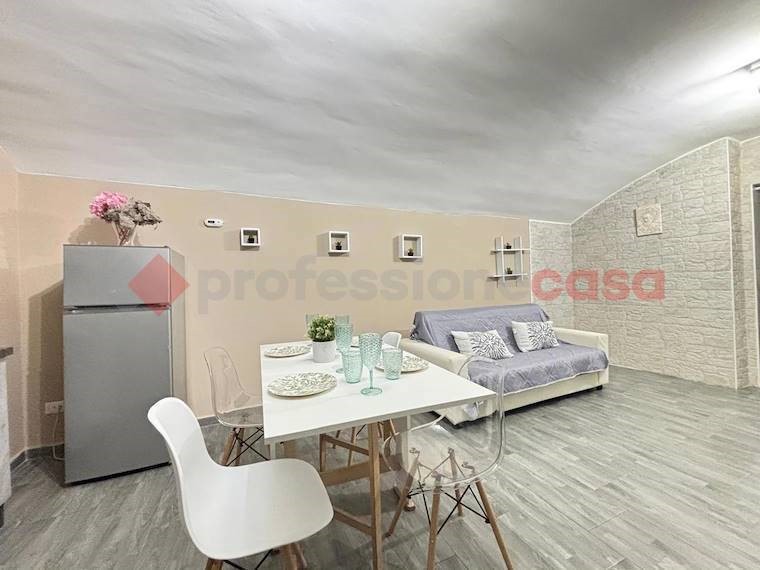 Bilocale in Vendita a Bari, 108'000&euro;, 45 m², arredato