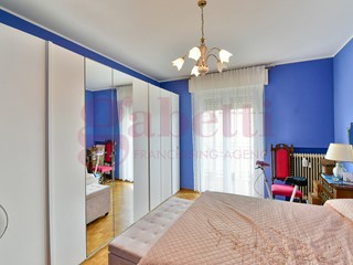 Trilocale in Vendita a Mariano Comense, 137'000&euro;, 100 m²