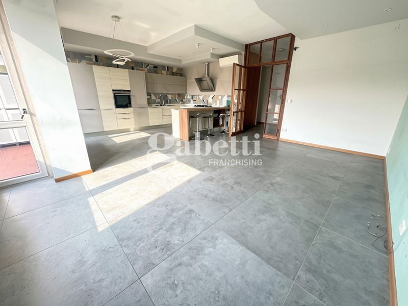 Quadrilocale in Vendita a Torino, 360'000&euro;, 115 m², arredato