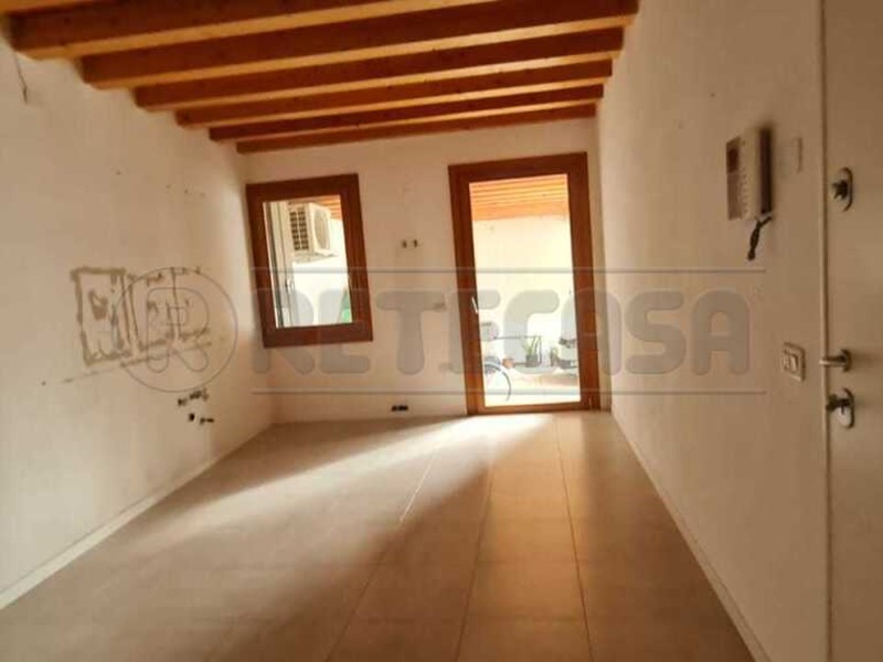 Quadrilocale in Vendita a Isola Vicentina, 220'000&euro;, 145 m²