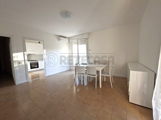 Appartamento in Affitto a Arzignano, 870&euro;, 110 m², con Box