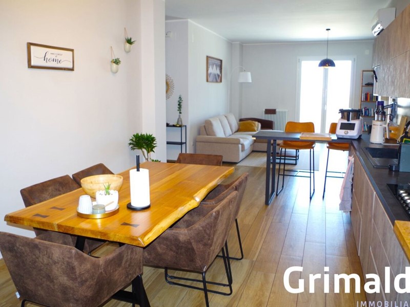 Appartamento in Vendita a Tuglie, 178'000&euro;, 112 m², con Box