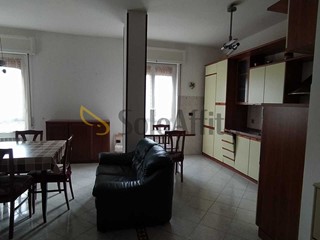Bilocale in Affitto a Terni, zona Ospedale, 395&euro;, 60 m², arredato, con Box