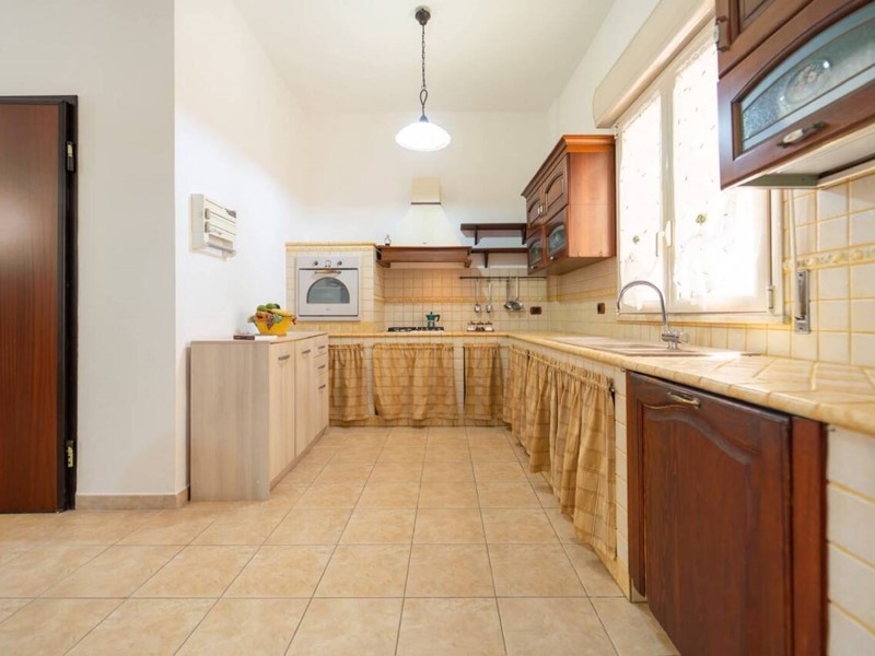 Quadrilocale in Affitto a Siracusa, zona Tunisi Grottasanta, 700&euro;, 90 m², arredato