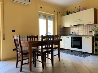 Trilocale in Affitto a Catanzaro, zona Lido Casciolino, 500&euro;, 90 m², arredato