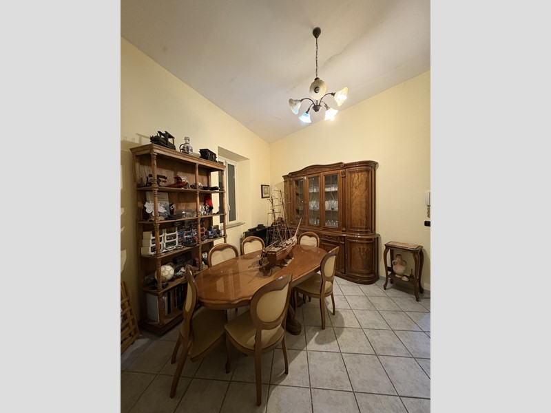 Appartamento in Vendita a Monterotondo, 140'000&euro;, 90 m², arredato