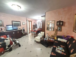 Appartamento in Vendita a Prato, 289'000&euro;, 130 m², con Box