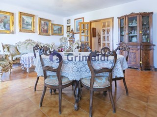 Appartamento in Vendita a Lecce, 120'000&euro;, 133 m²