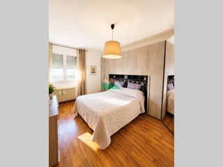 Appartamento in Vendita a Ravenna, 245'000&euro;, 140 m²