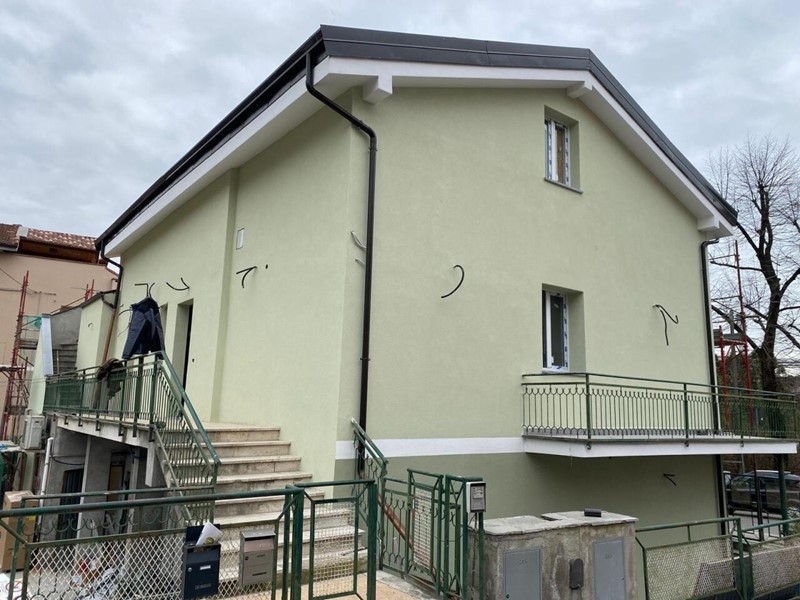 Quadrilocale in Affitto a La Spezia, zona PERIFERIA, 1'500&euro;, 80 m², arredato
