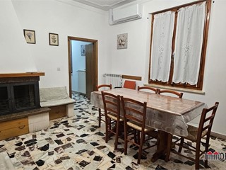 Quadrilocale in Vendita a Colle di Val D'Elsa, 170'000&euro;, 81 m²