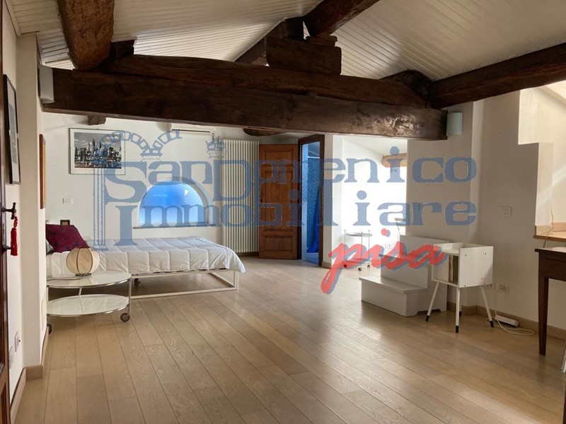 Appartamento in Affitto a Pisa, 1'150&euro;, 160 m², arredato