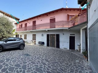 Appartamento in Vendita a Nerviano, zona Sant'Ilario Milanese, 128'100&euro;, 134 m²