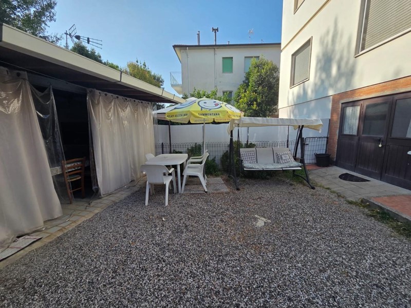 Trilocale in Vendita a Rosignano Marittimo, zona Vada, 68'000&euro;, 40 m², arredato
