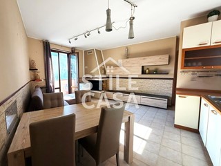 Appartamento in Vendita a Chiesina Uzzanese, 135'000&euro;, 68 m², arredato