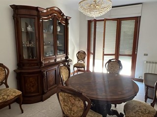 Quadrilocale in Vendita a Carrara, zona Avenza, 160'000&euro;, 65 m²