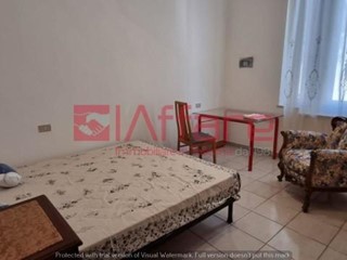 Monolocale in Affitto a Pontedera, 350&euro;, 18 m², arredato