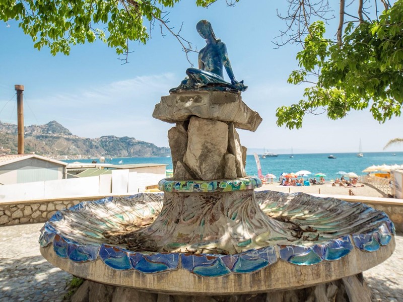 Appartamento in Vendita a Giardini Naxos, zona Naxos Schiso', 539'000&euro;, 82 m²