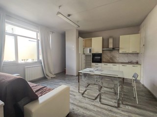 Trilocale in Vendita a Carrara, 127'000&euro;, 70 m², arredato