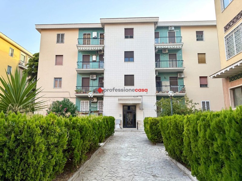 Trilocale in Vendita a Foggia, 128'000&euro;, 99 m²