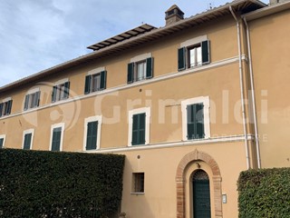 Quadrilocale in Affitto a Perugia, 600&euro;, 90 m², arredato