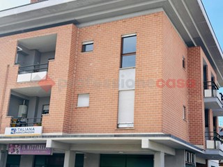 Bilocale in Vendita a Avezzano, 70'000&euro;, 65 m²
