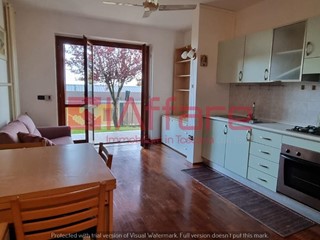Monolocale in Affitto a Calcinaia, 500&euro;, 30 m², arredato