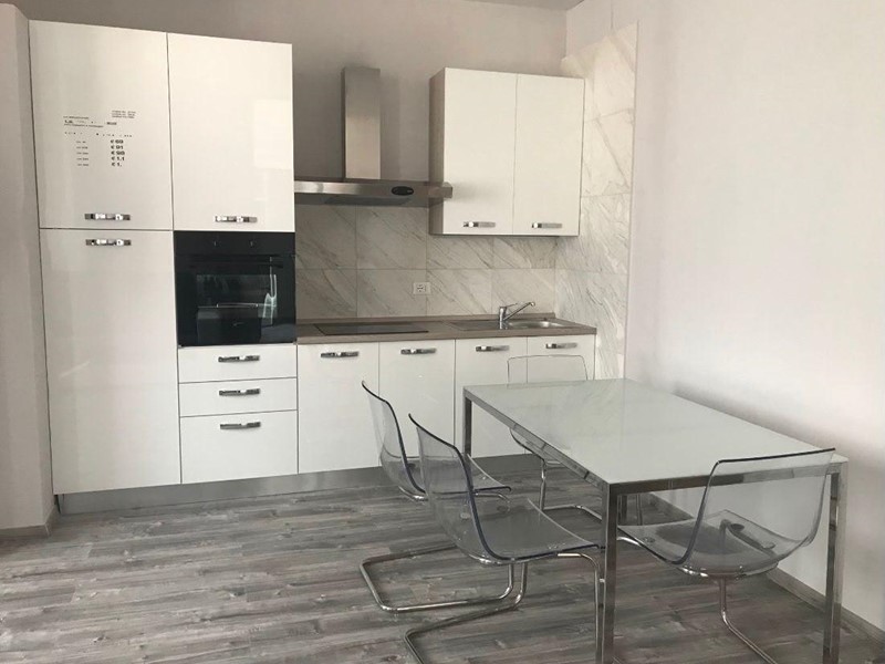 Trilocale in Vendita a Carrara, 135'000&euro;, 70 m², arredato