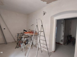 Trilocale in Vendita a Livorno, 98'000&euro;, 70 m²
