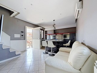 Trilocale in Vendita a Monterotondo, 205'000&euro;, 75 m²
