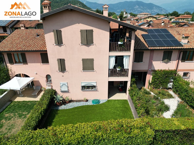 Trilocale in Vendita a Corte Franca, 285'000&euro;, 97 m²