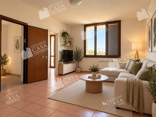 Quadrilocale in Vendita a Cento, 160'000&euro;, 115 m²