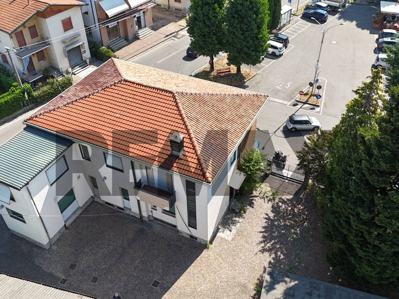 Appartamento in Vendita a Castiglione Olona, 175'000&euro;, 209 m²