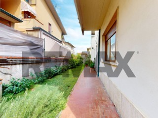 Quadrilocale in Vendita a Viareggio, 165'000&euro;, 110 m²